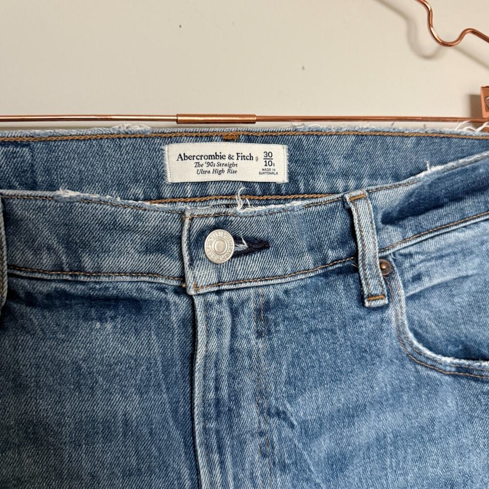 Abercrombie Fitch Womens Ultra High Rise The 90’s Straight Jeans Size 30 10S - Picture 4 of 7